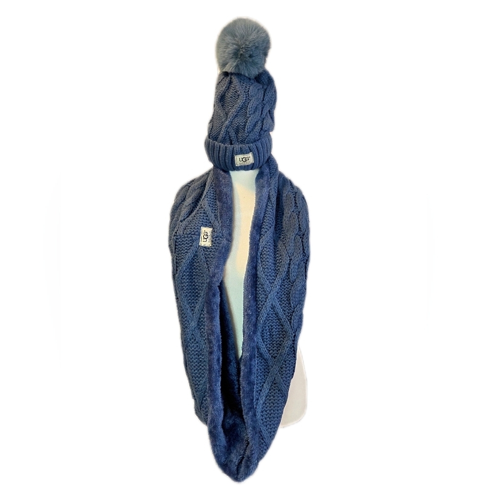 UGG Blue Knit Beanie and Scarf Set
